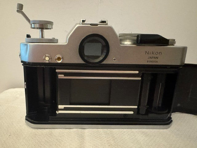 Vintage Nikkon Nikkormat spares/repairs