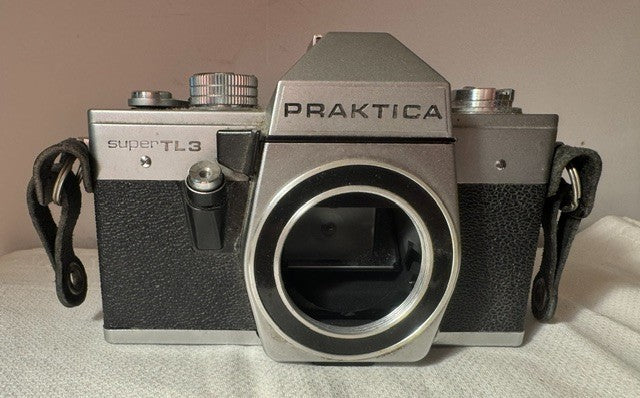 Vintage Practica super TL3 body