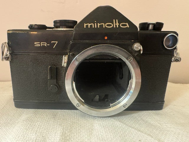 Minolta SR-7 body, spares or repairs