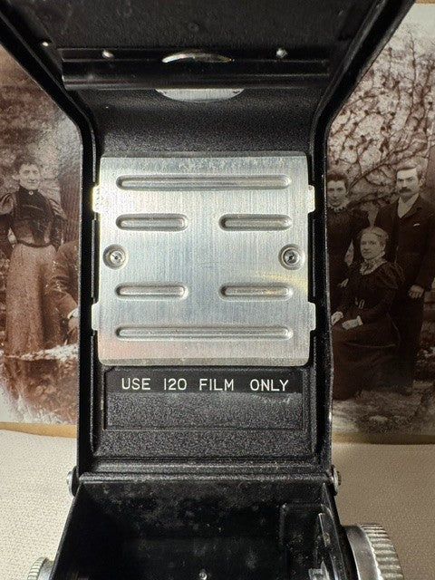 Yashica C TLR 1956-1958