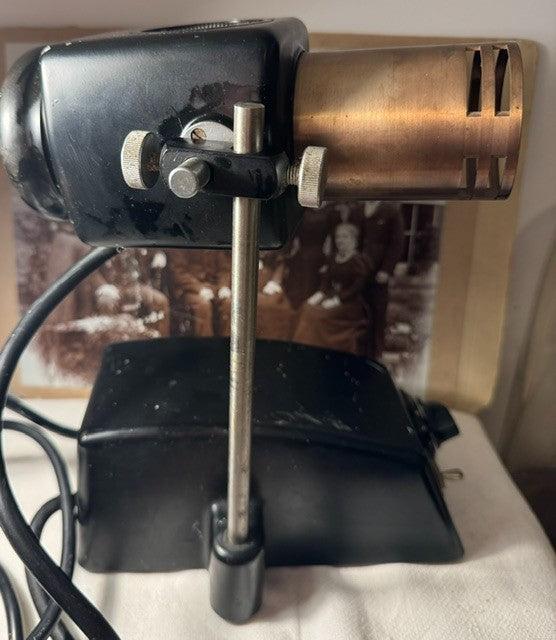 stunning retro microscope adjustable light source, 1960s, Good lamp