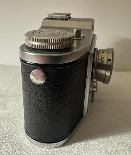 Vintage 1950 Finetta IV D 35mm camera