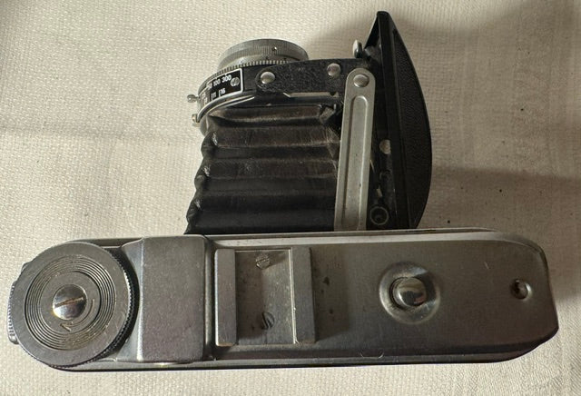 Voigtlander Perkeo I folding camera