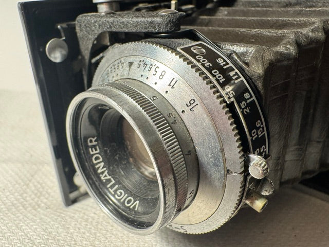 Voigtlander Perkeo I folding camera