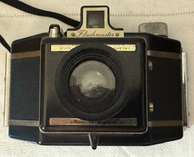 Coronet Flashmaster camera
