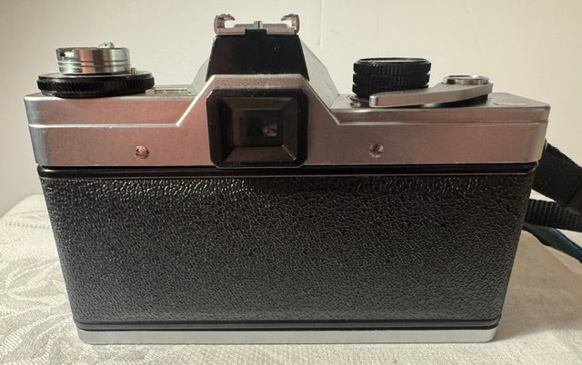 Praktica LB 35mm film camera 1972-1977