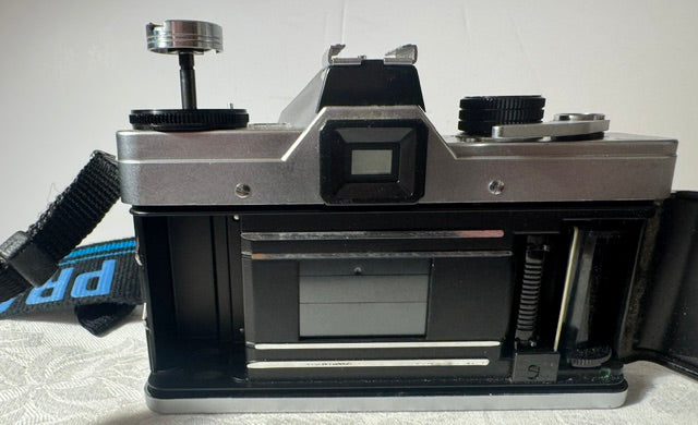 Praktica LB 35mm film camera 1972-1977