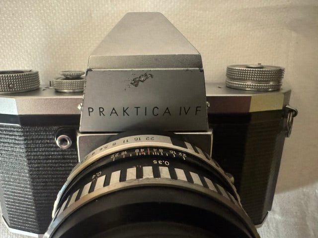 Vintage Praktica IV F 35mm film camera 1960s