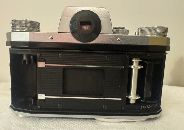 Vintage Praktica IV F 35mm film camera 1960s