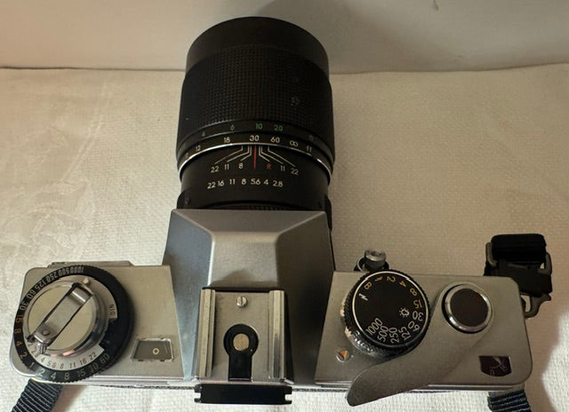 Praktica LB 35mm film camera , Prakticar f2.8 135mm lens