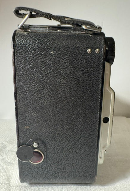 Vintage Coronet Clipper Folding Camera 1959 — Medium Format, 120 Film