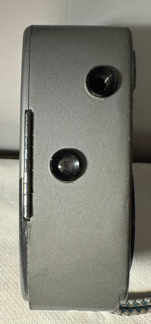 Vintage Yashica 8 Cine Camera 1950s — 8mm, Clockwork Spring Motor