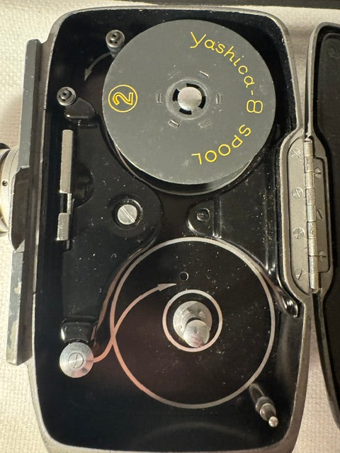 Vintage Yashica 8 Cine Camera 1950s — 8mm, Clockwork Spring Motor