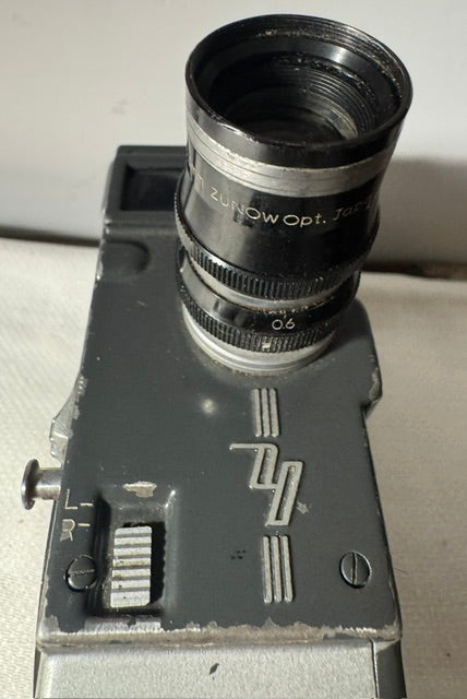 Vintage Yashica 8 Cine Camera 1950s — 8mm, Clockwork Spring Motor