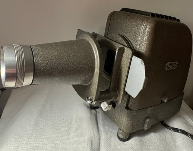 Vintage 1960s Aldis slide projector