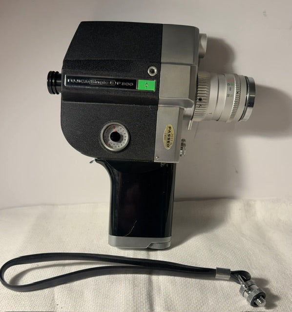 Vintage Fujica Single-8 P-300 Cine Camera 1967 — Fully Working, Film Available