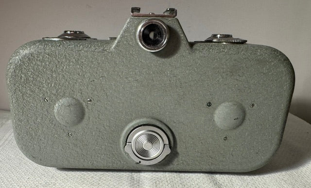 Vintage Zeiss Ikon Movikon 8 Cine Camera 1952 — Double 8, Clockwork Motor, Original Case