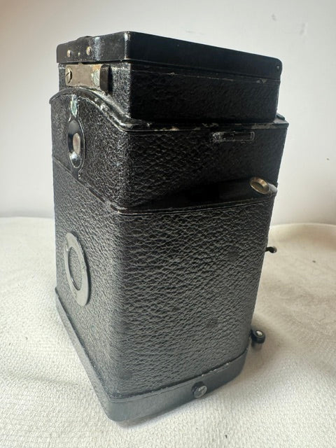 Zeiss Ikon Ikoflex I TLR Camera — 120 Film, 6×6cm, ‘Coffee Can’, Germany, 1934–1937