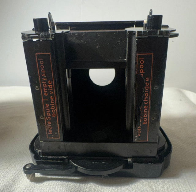 Zeiss Ikon Ikoflex I TLR Camera — 120 Film, 6×6cm, ‘Coffee Can’, Germany, 1934–1937