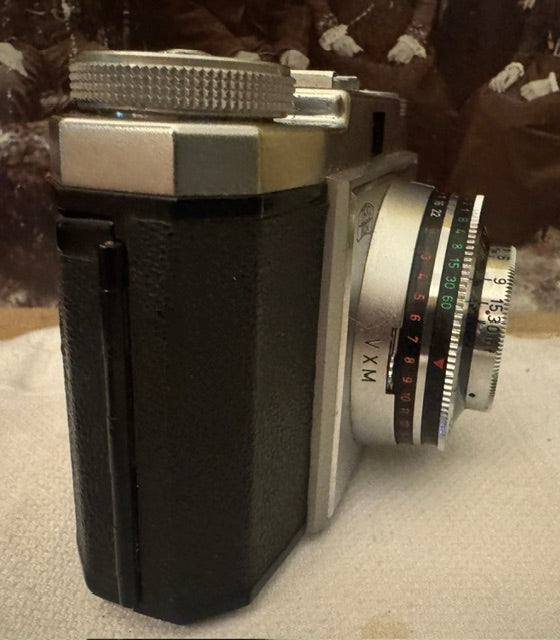 Zeiss Ikon Contina 35mm Camera — Working Shutter, Clean Optics, Original Leather Case 1954 - 1955