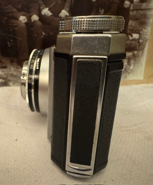 Zeiss Ikon Contina 35mm Camera — Working Shutter, Clean Optics, Original Leather Case 1954 - 1955